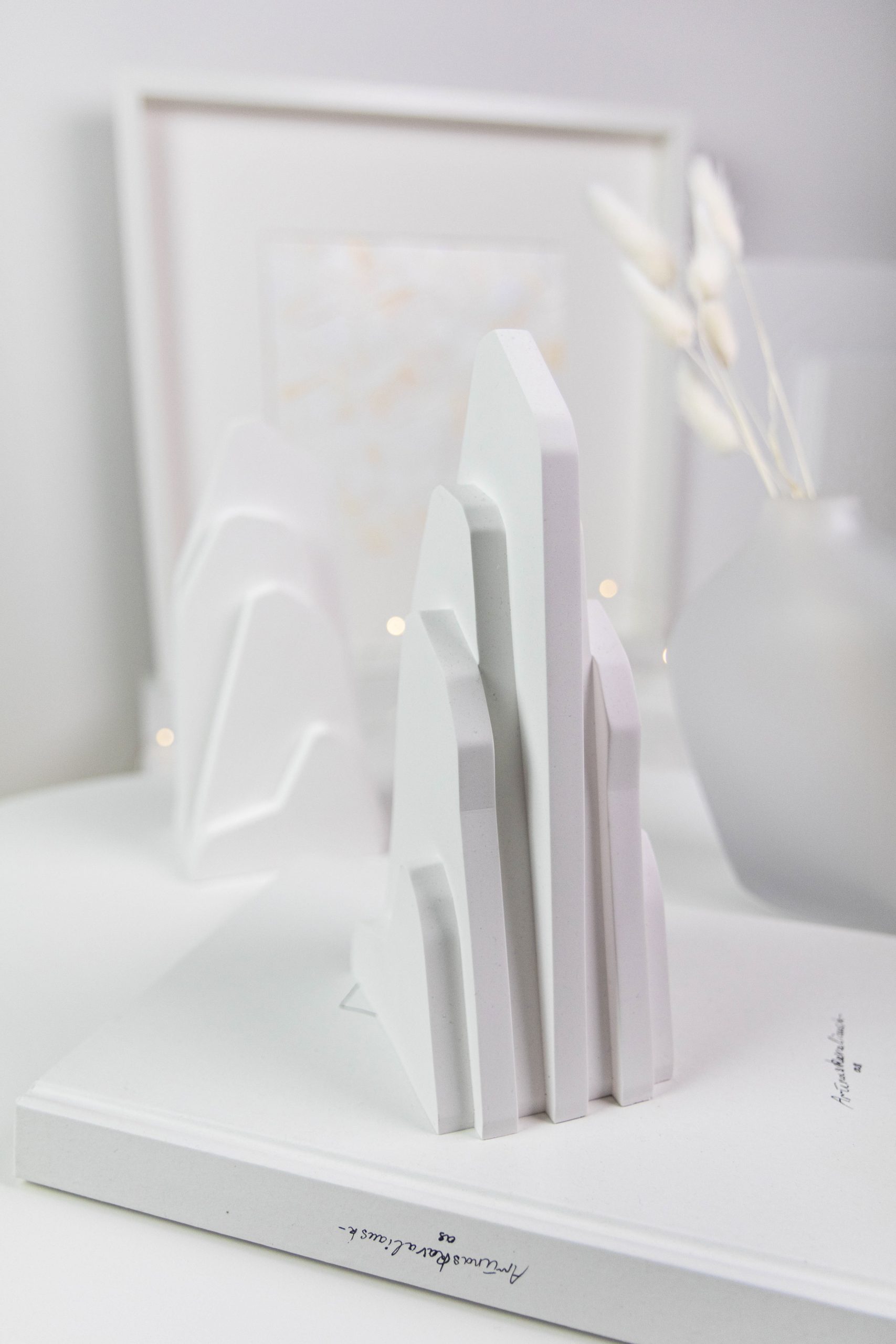 Bookend - Mountains - Image 4