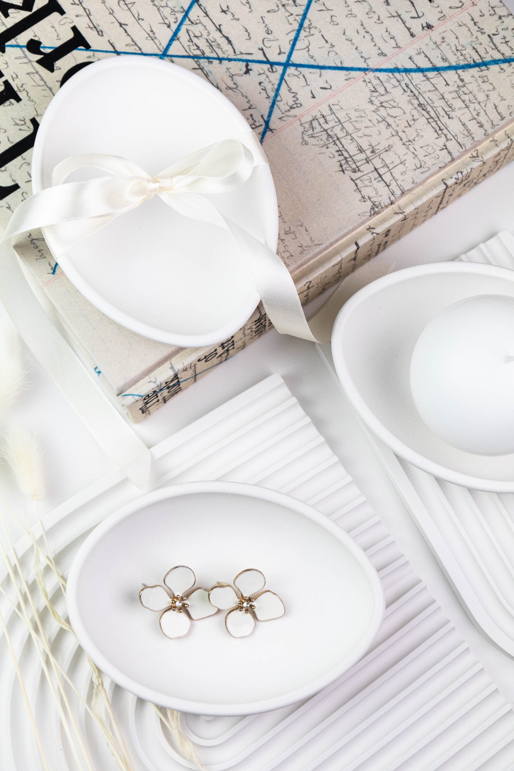 Small Lovely Bowl - Image 3