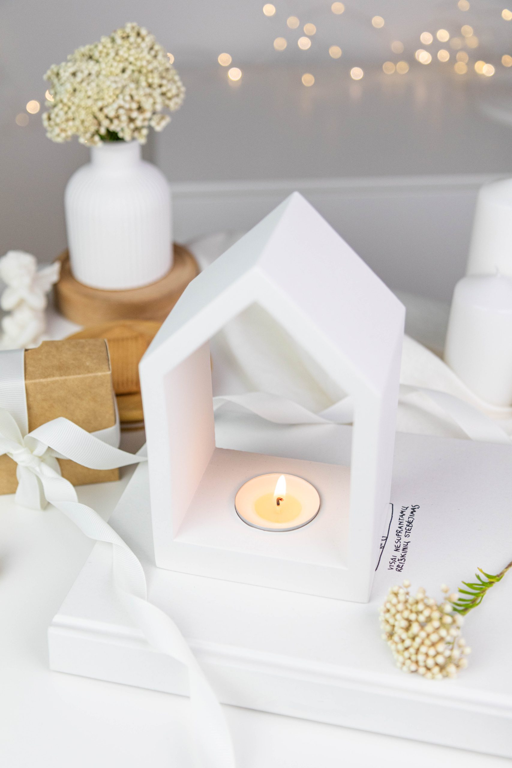 Candle House with Tea Candle - Image 3