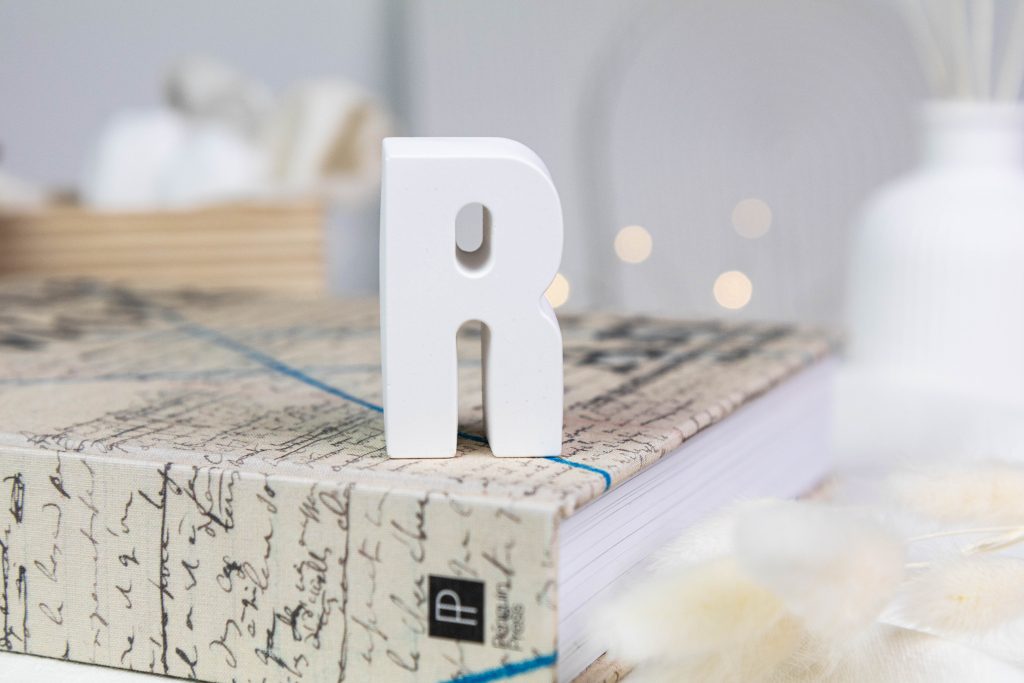 Letter R