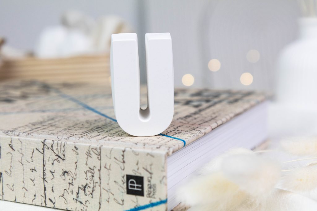 Letter U