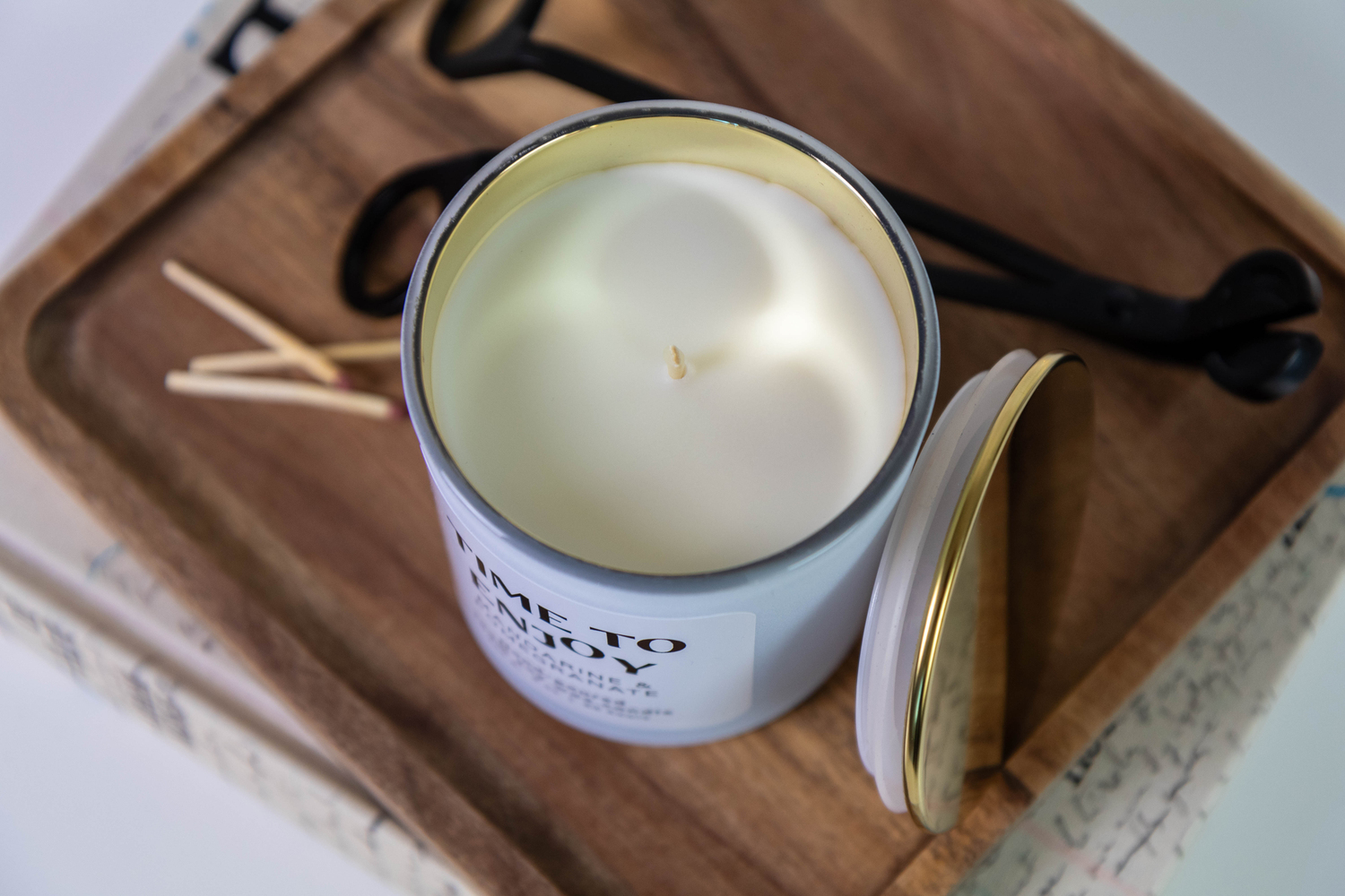 Mandarin and Pomegranate Scented Soy Wax Candle - Time to Enjoy - Image 4
