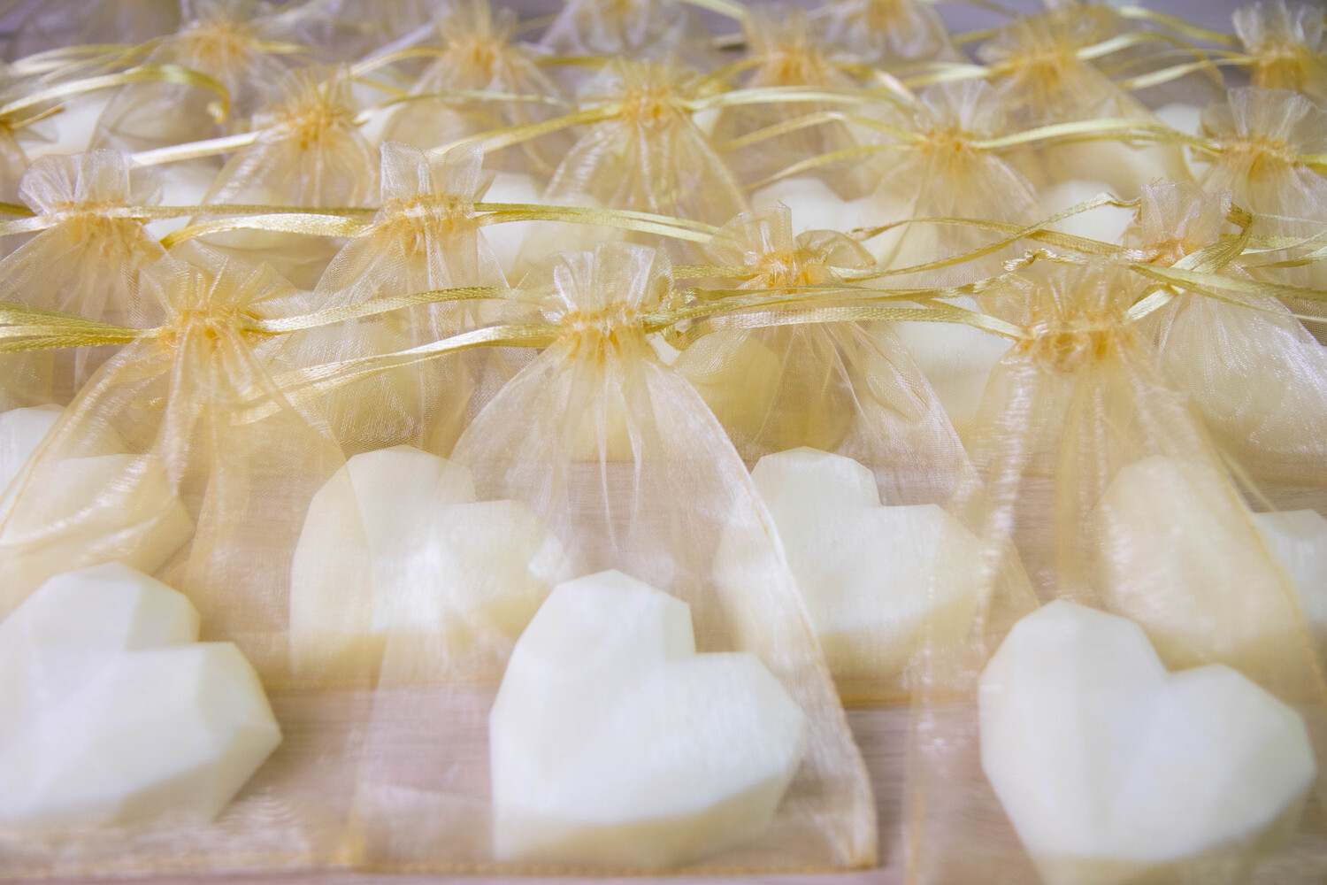 Wardrobe Freshener - Dessert Grapes Scent - Image 8